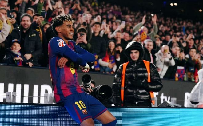 亚马尔惊艳破门!拉菲尼亚看呆了，巴萨大胜:1项数据傲视5大联赛|巴塞罗那队|利云度夫斯基|拉芬拿·艾简达拿_订阅