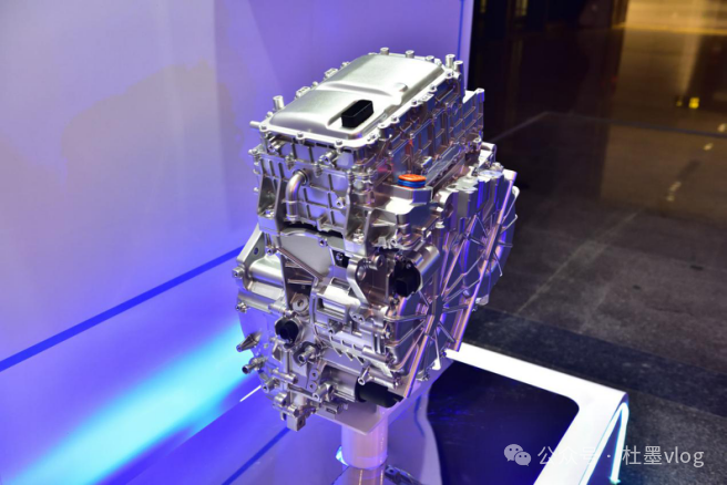 比亚迪混动技术:优缺点全面解析,为何成为市场宠儿?