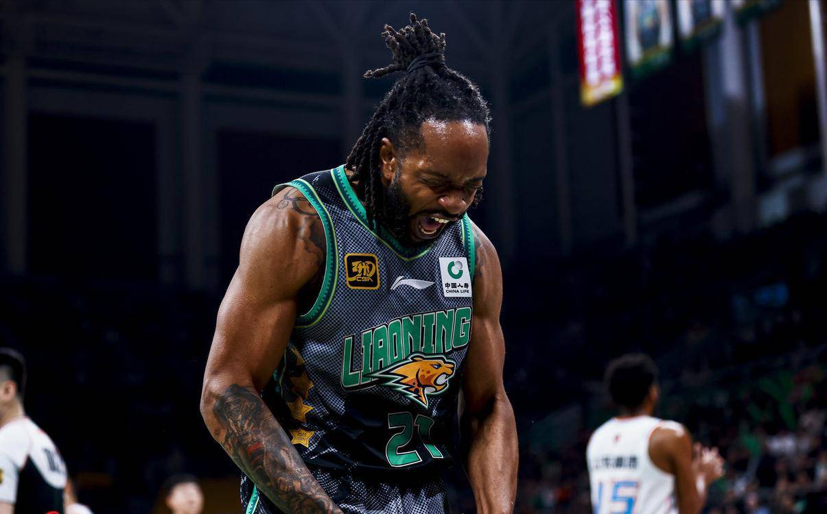 2点原因!杨鸣坚决辞职，签不来胡金秋前队友，赵继伟无心恋战