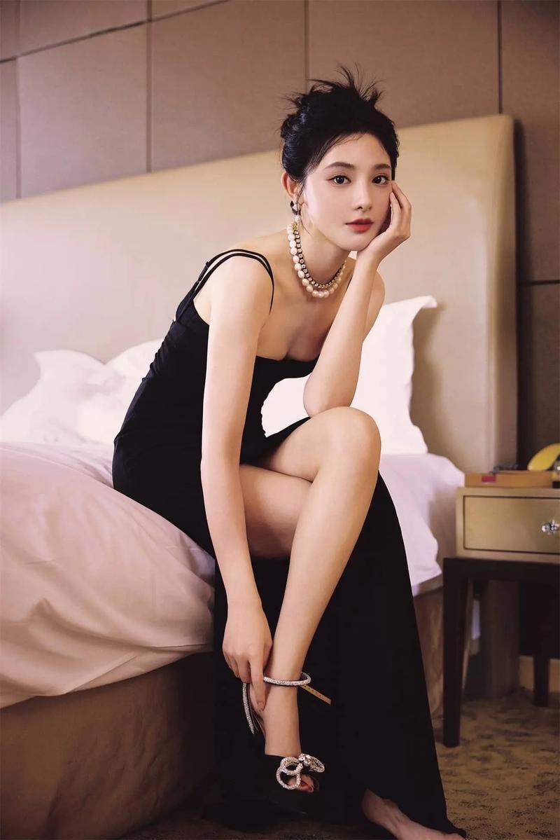 彭小苒发文道歉:今后会更加审慎地对待每一次公开互动,谨言慎行