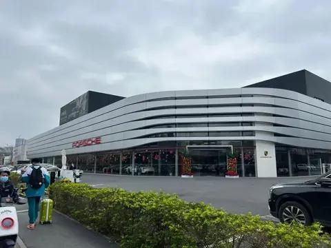 保时捷三款燃油车将停产!2026年起全面转向电动化