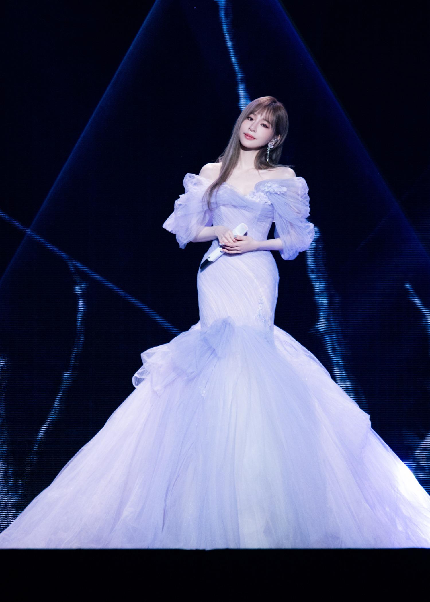 王心凌“SUGAR HIGH”开启收官倒计时,上海站温情告白“我真的真的很珍惜你们”