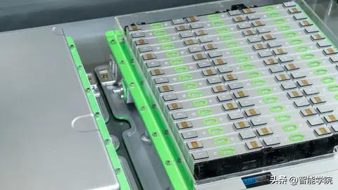 续航1600公里的电池来了？美国“无电芯”技术破局