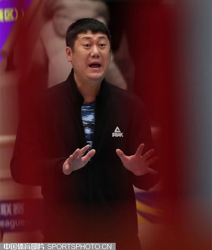 女排主帅赵勇勇争奥运资格