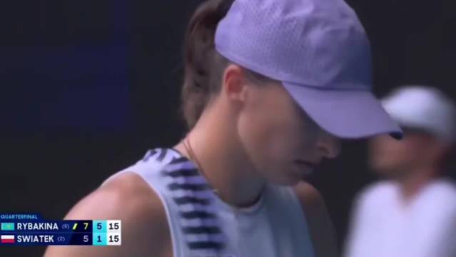 莱巴金娜击败斯瓦泰克重返澳网四强