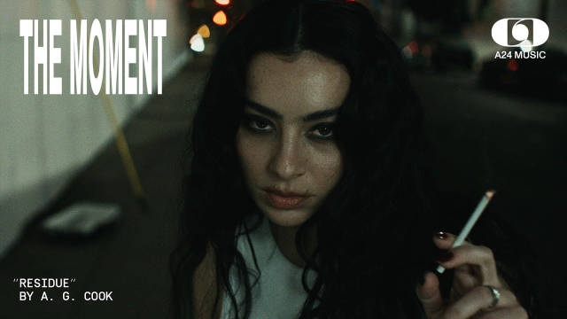 A.G. Cook为Charli xcx电影《The Moment》制作原声MV上线，Kylie Jenner出演