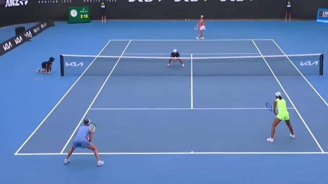 张帅组合晋级澳网女双四强，第七次挺进大满贯半决赛