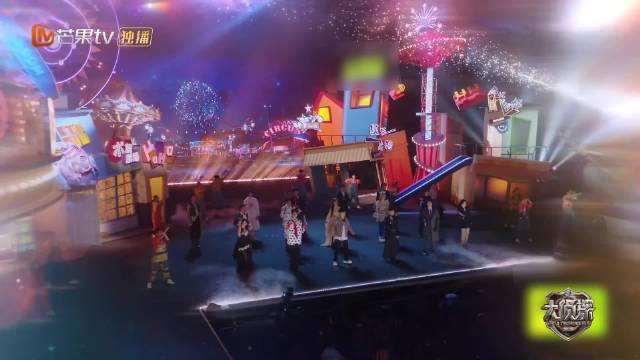 大侦探新春演唱会开场演绎经典《无罪说》