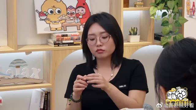 papi酱第一份工作竟买啤酒！老板太严格只允许单手，牛马都一样啊