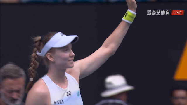 莱巴金娜横扫斯瓦泰克晋级澳网四强，半决赛将战阿尼西莫娃或佩古拉