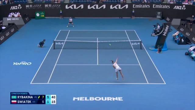 莱巴金娜7-5/6-1战胜斯瓦泰克，时隔三年重返澳网四强 将战佩古拉或阿尼西莫娃