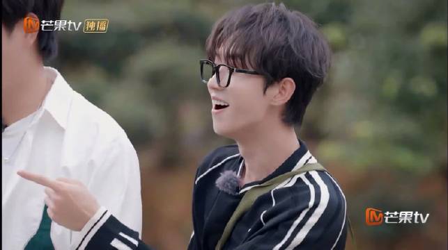 程潇与偶练选手8年后芒果台重聚