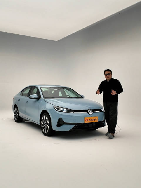 速腾S静态实拍亮相，20年经典车型再进化