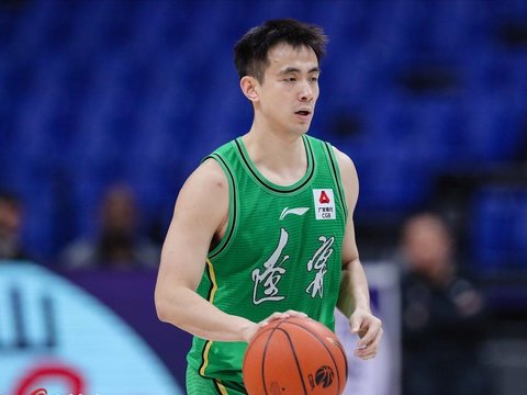 郭艾伦复出单挑郭昊文，赵继伟迎战高诗岩，张镇麟拿捏福建新星