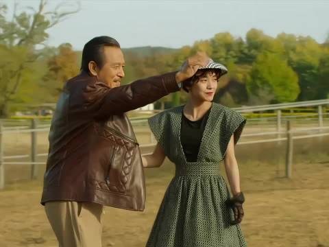 事事有回应，件件有着落，久处不厌，从不敷衍， 喜宝郭采洁 张国柱