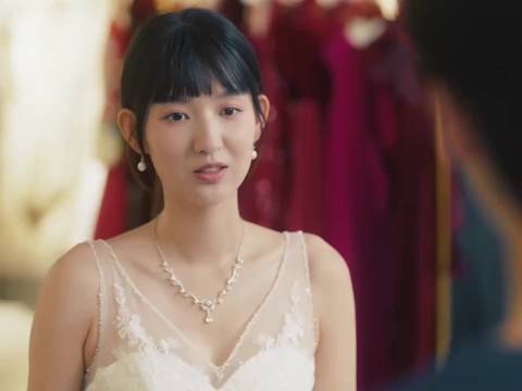 杨玏王玉雯五年感情终结，38岁与28岁人生轨迹背离