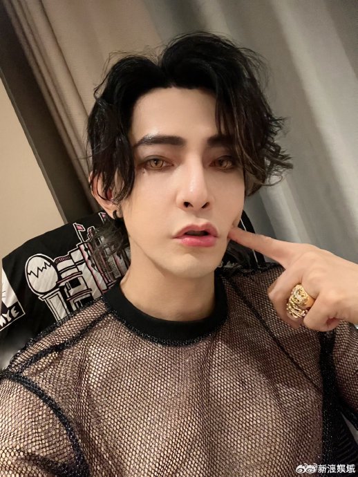 汪东城公开切割性向标签化与CP捆绑骚扰