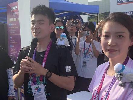 苏迪曼杯雅思组合登场，郑思维黄雅琼并肩作战