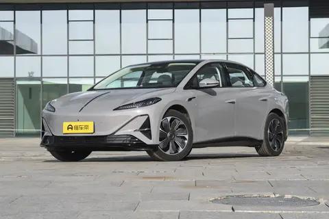 15 万预算买纯电轿车？红旗这款车续航 750km，性价比太 “卷” 了！