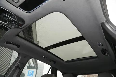 雨刮器不再瞎刮?智能雨刮系统成雨天行车神器