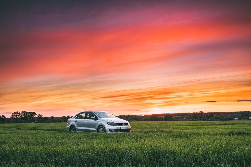 如何判断汽车的安全性和碰撞测试结果?