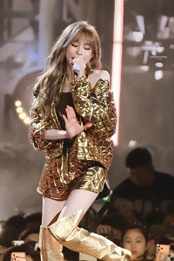 跨年DNA王心凌湖南卫视五连唱甜启2026,把青春与幸福唱进新年