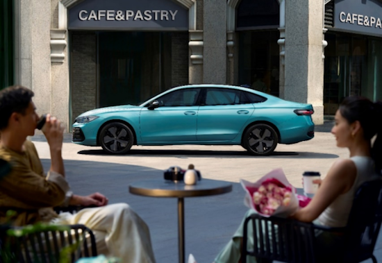 微博年度汽车大选出炉 帕萨特 Pro荣膺“年度最具心智车型”-国际在线