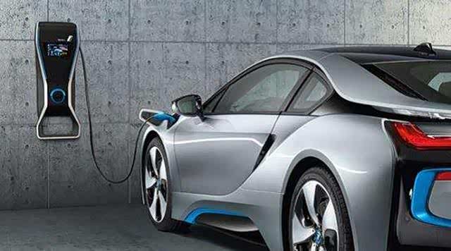 维护不比燃油车少！新能源汽车的养车费用，到底要花费多少？