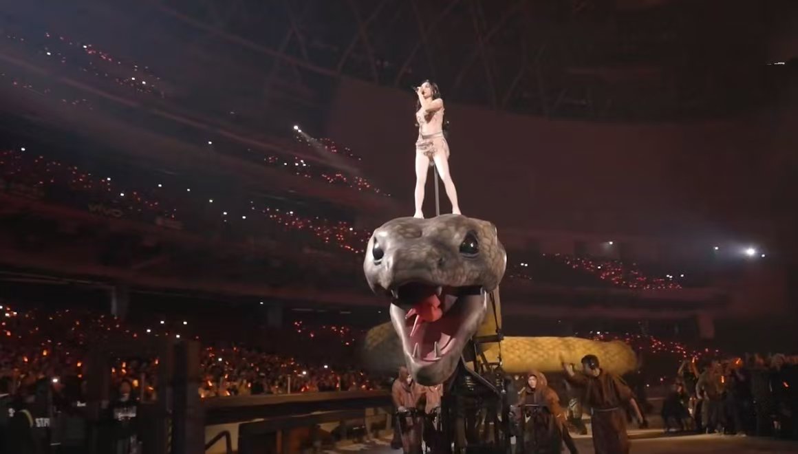 蔡依林演唱会冲上热搜，春节后将在深圳、厦门、重庆开唱，近50万人想看