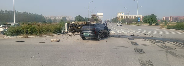 不玩营销噱头！汽车安全是领克08 EM-P的真诚底色