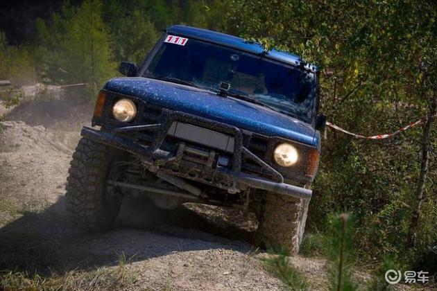 前驱车、后驱车和四驱车各有什么特点,和应用场景