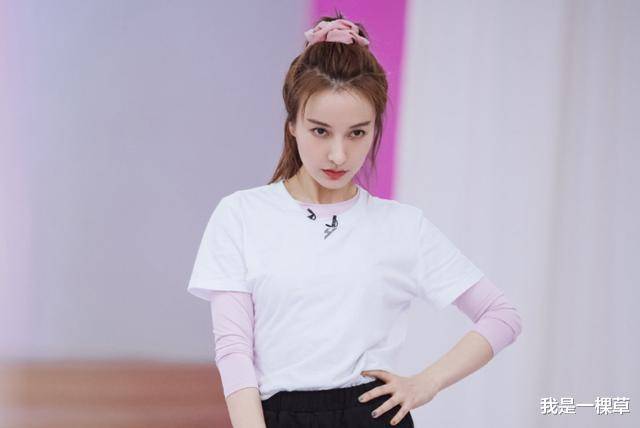 朱婧汐在姐姐中认知排名最低不受认可?可她却给了鹿晗一个巅峰_沈梦辰_时候_音乐