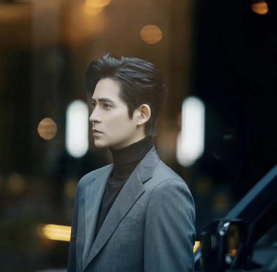 演完《流星花园》23年后又演偶像剧，43岁的他状态超好