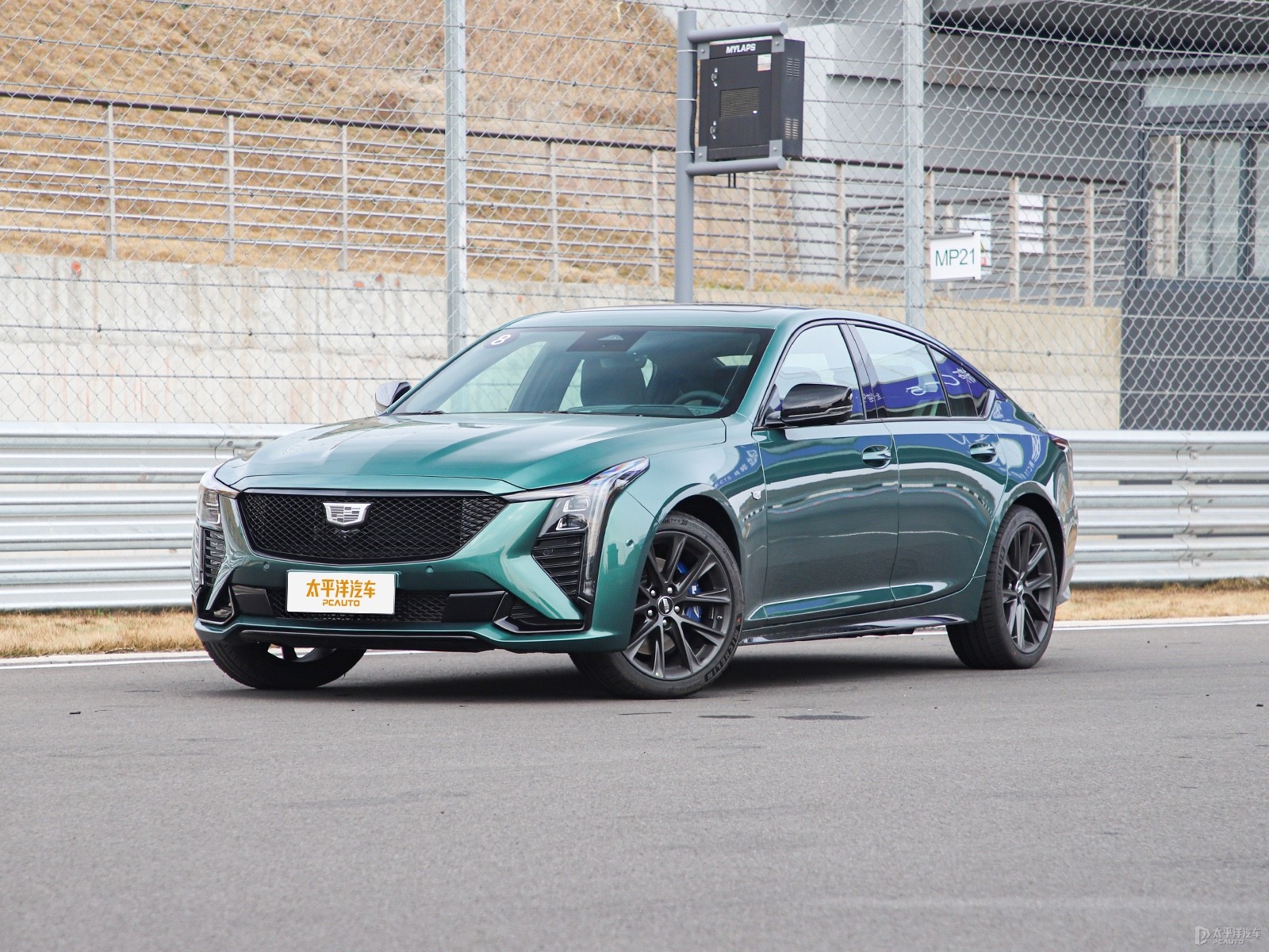 凯迪拉克CT5顶配车型的售价是多少？