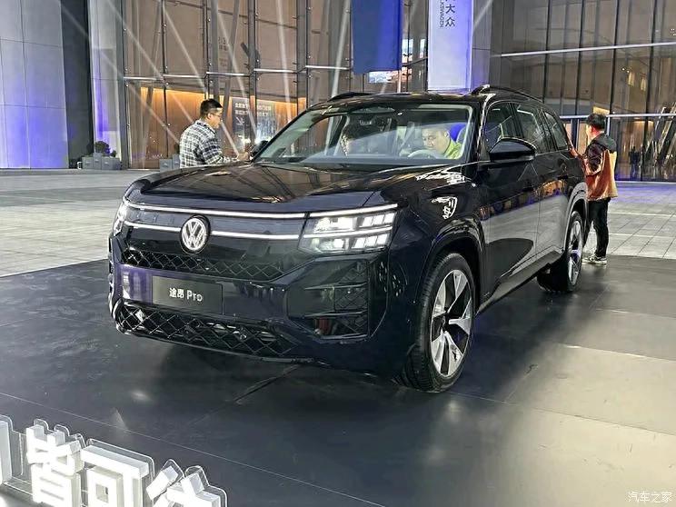 大众途昂Pro减配争议盘点:2025年燃油车\"反向创新\"的典型样本