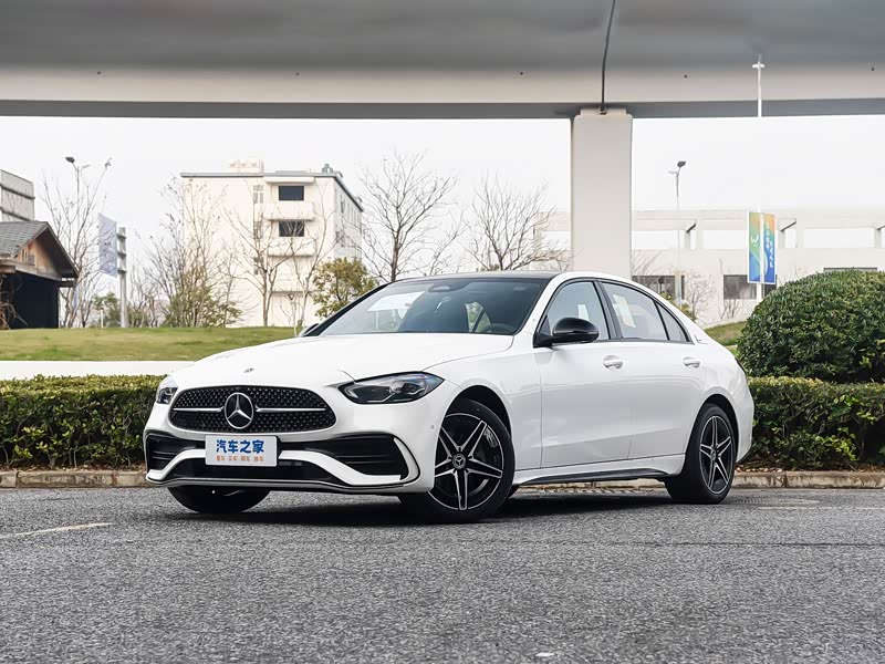 豪车保养真的不贵吗?奔驰C级、宝马3系、奥迪A4保养成本如何?