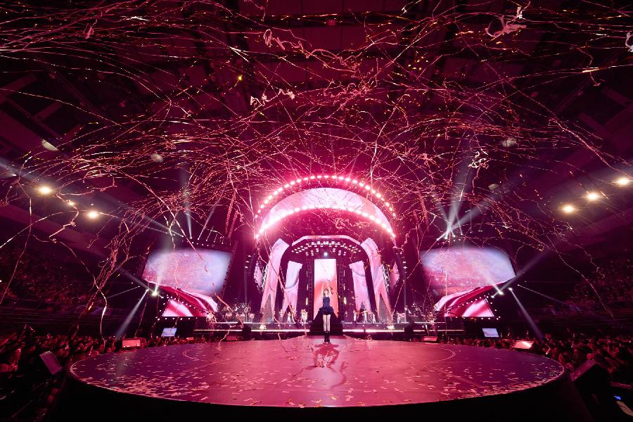 855天31城79场！王心凌：我现在还走不出来