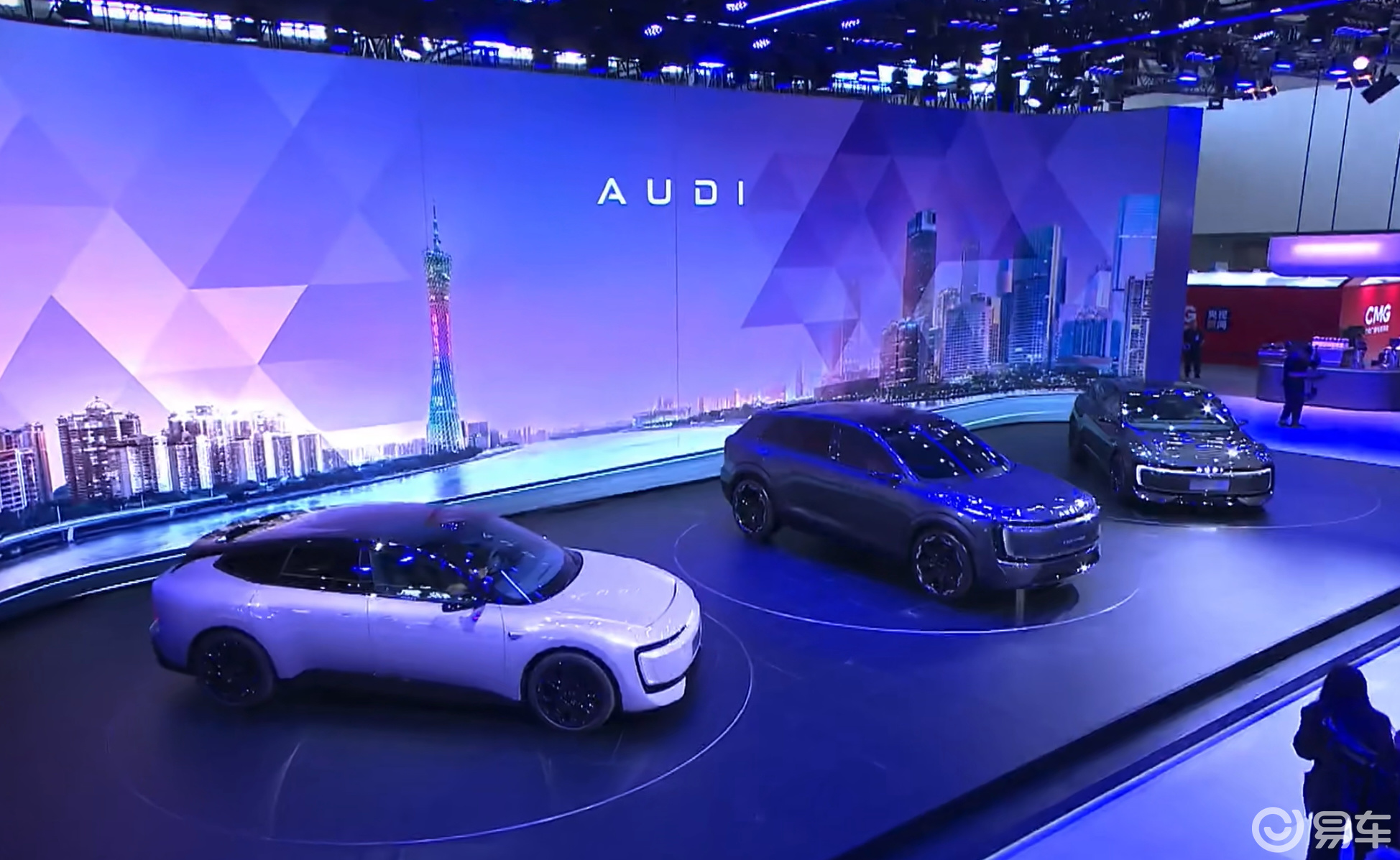 AUDI E SUV概念车全球首秀 诠释“中国速度”