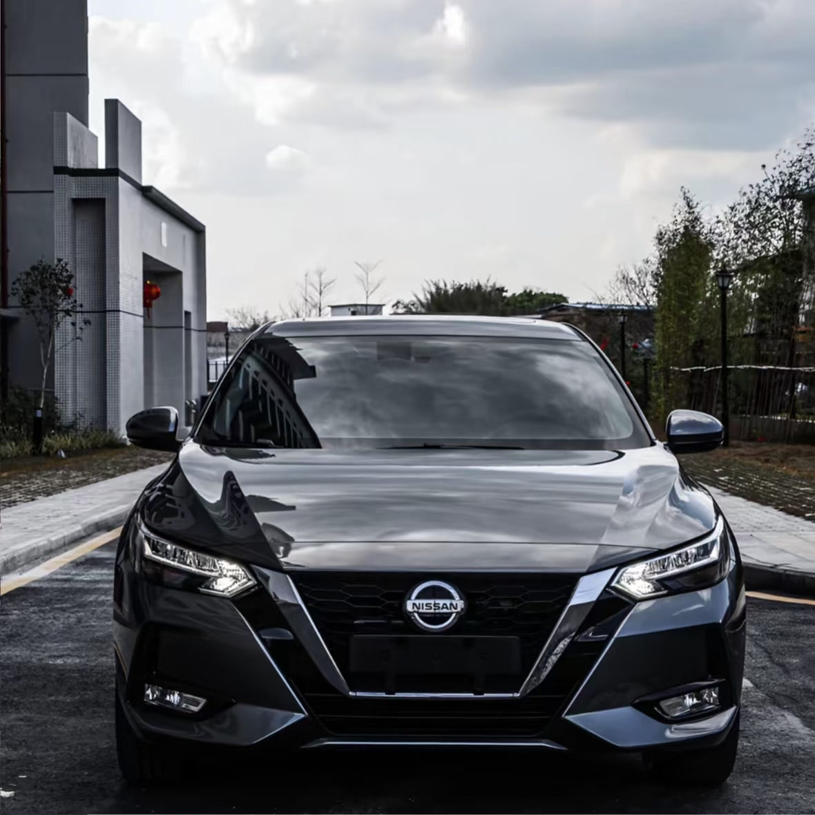 跑长途怕油耗高坐得累?日产轩逸实测:300公里油费160,后排能躺