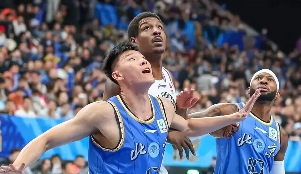 又是0分！北京爆冷惨败天津，顶薪先生迷失赛场，许利民却发现了意外之喜