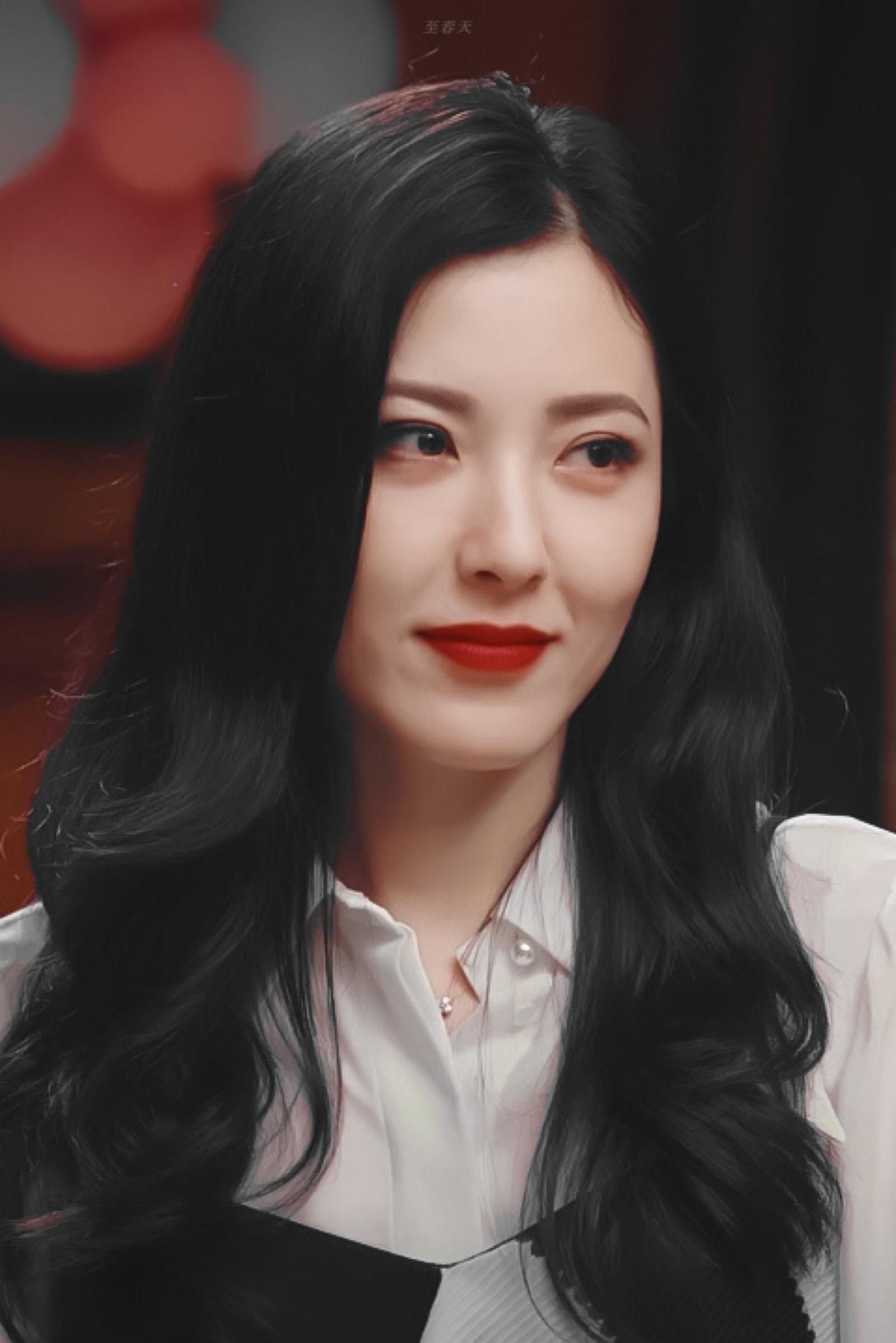 曾黎与章子怡同框比美，26年同学情谊好温情，两位女神好养眼|刘烨|声乐|曾黎|歌手|电视演员|秦海璐|章子怡|袁泉