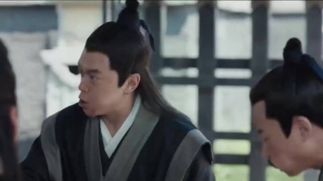 吉吉国王:激动的心，颤抖的手，就是无法说出口