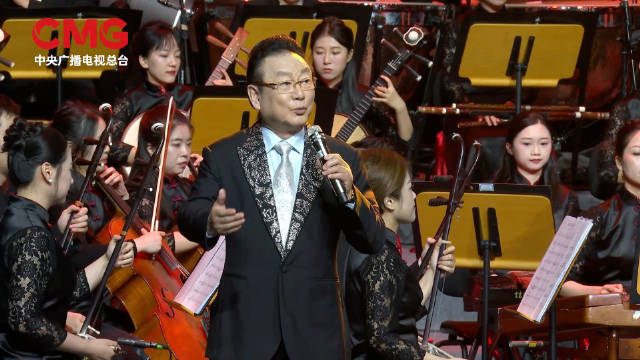 蒋大为珠海日月贝唱响西游记主题曲