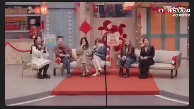 面包在直播里遭遇了“表情包暴击”！