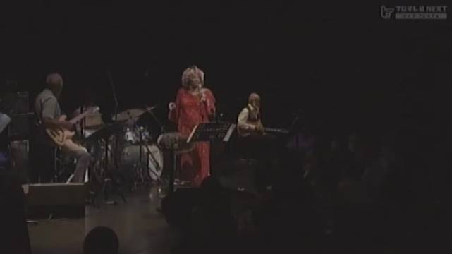 70岁Marlena Shaw日本演绎爵士经典《Feel Like Makin’ Love》