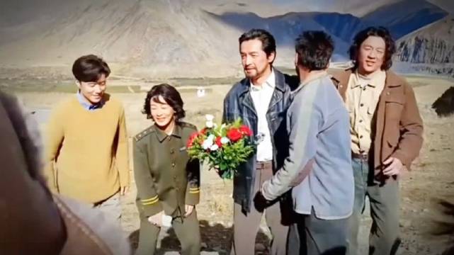 杨紫谈与胡歌19年默契，从家有儿女到师徒情深