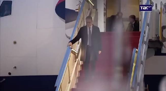 英国首相斯塔默率60名高管抵京寻求扩大对华投资