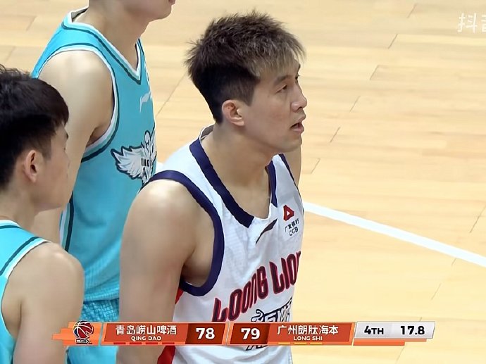 本赛季郭艾伦已多次在关键时刻与胜利擦肩，其个人状态下滑了吗？