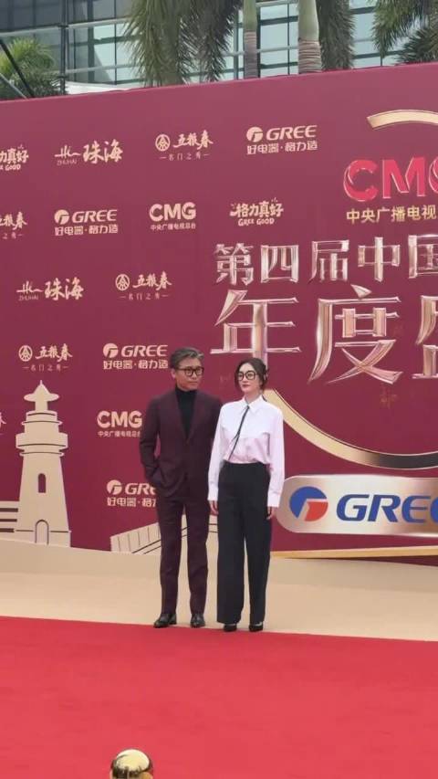 亮相两位今天的妆造你给几分？