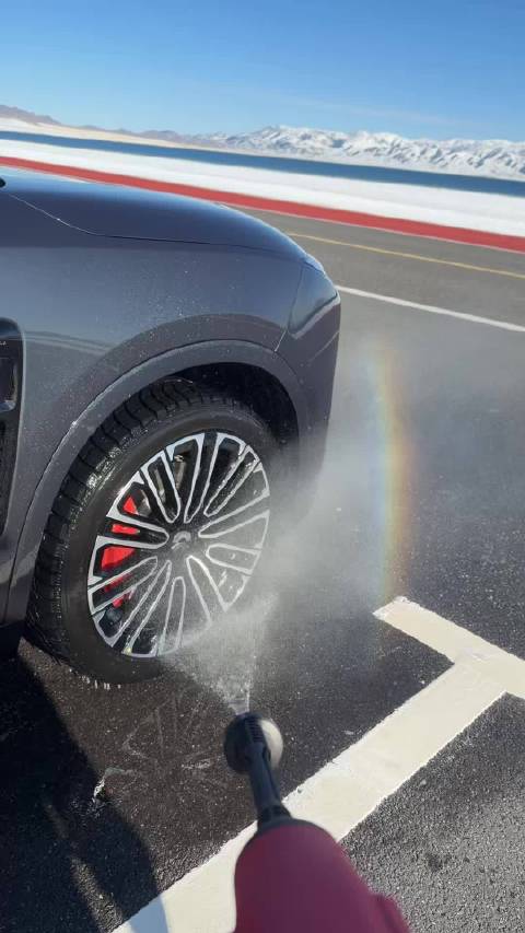 我的ES8怎么流鼻涕了？